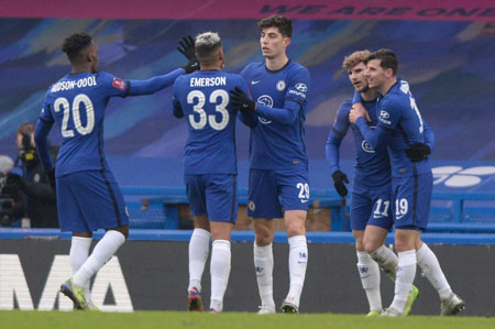 世体列阿隆索接班人：阿贝洛亚、劳尔在列，索拉里二进宫？