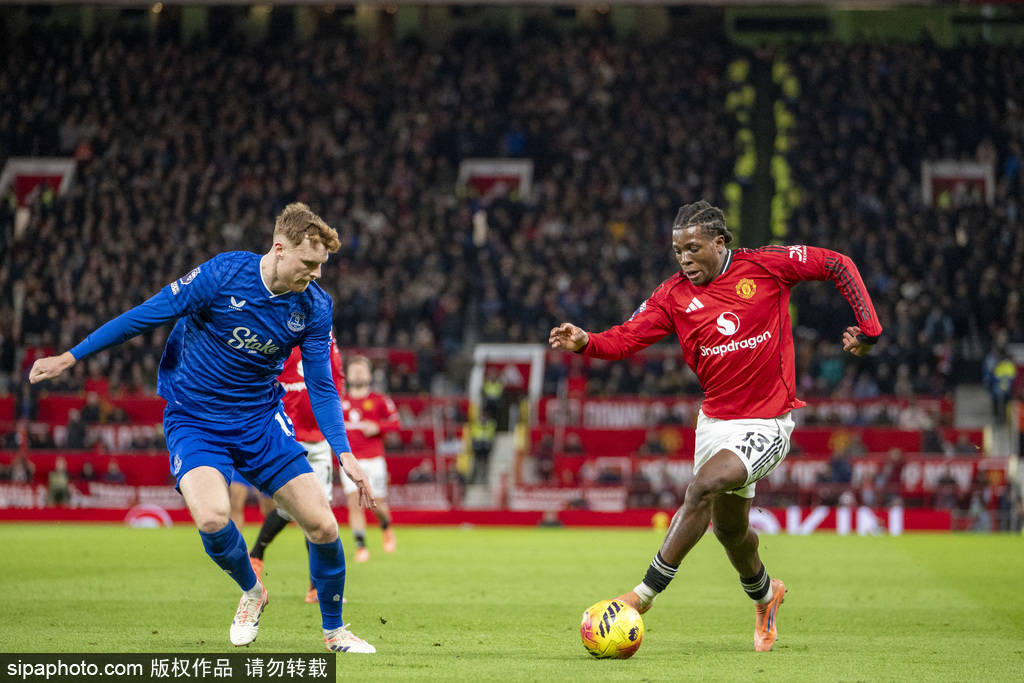 霍姆格伦：冲突已过专注当下，三分全中感恩团队