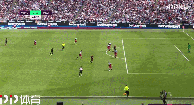 雷迪克：我和保罗以前互相憎恨，而现在亲如一家人