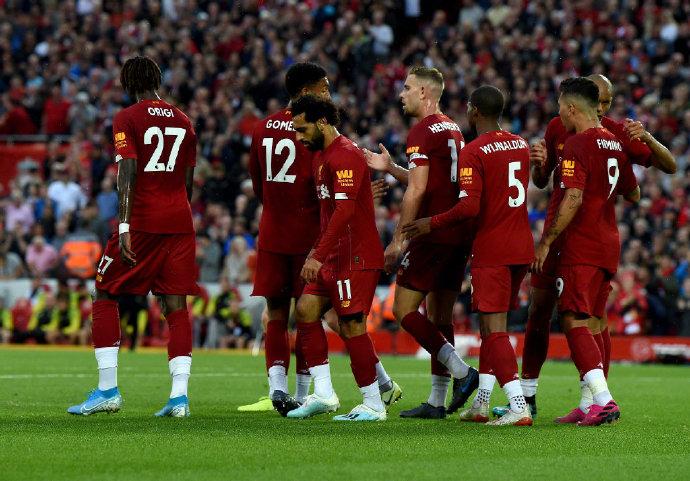 消息人士称，鲁本·阿莫林与曼联在离队问题上存在分歧，同时有欧洲皇室成员对他感兴趣。