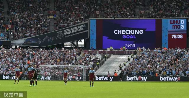 他真把足球踢成艺术了