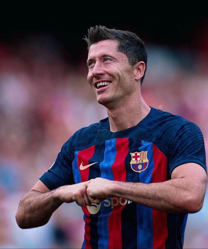 万隆中场：为了俱乐部、城市和国家的骄傲，我们必将全力争胜