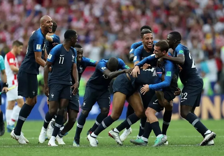 湖人再遭重创 奥斯汀-里夫斯因伤缺阵四周 球队面临严峻挑战