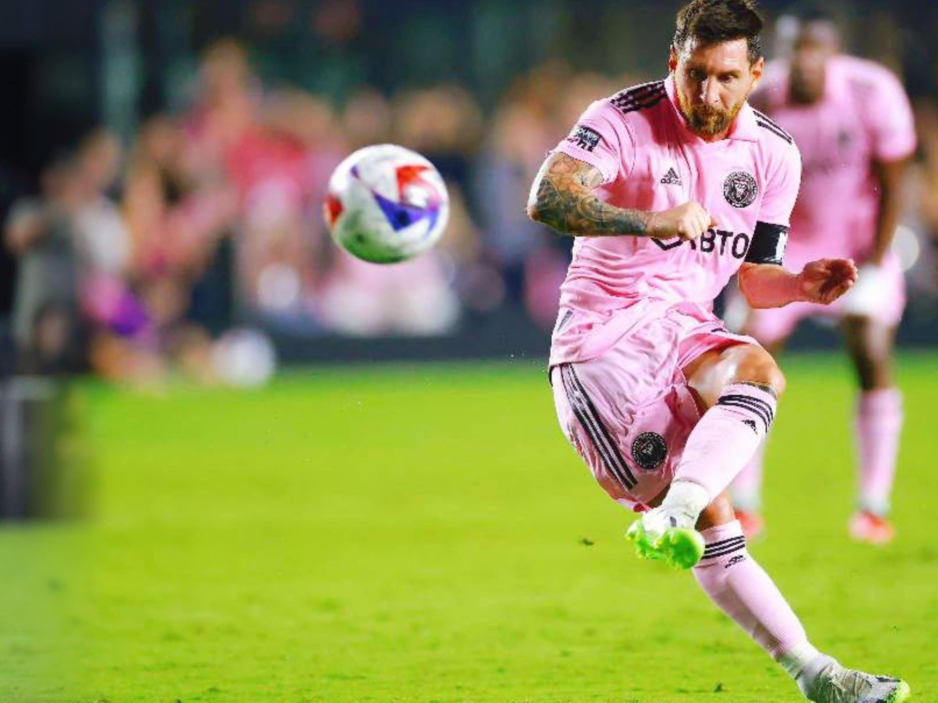 托特纳姆热刺被告知，他们“最大的错误”可以通过一月份引进明星中场球员来解决。